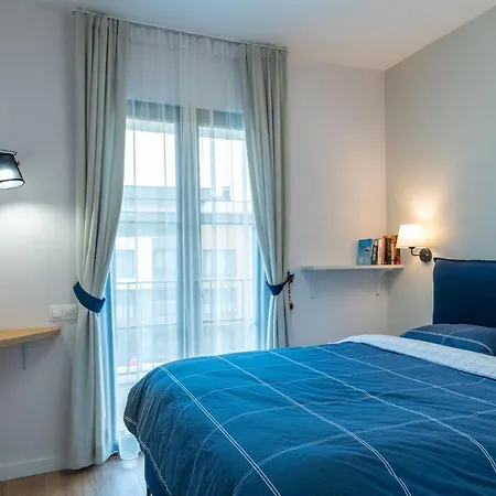 With Free Parking Apartment Sofia